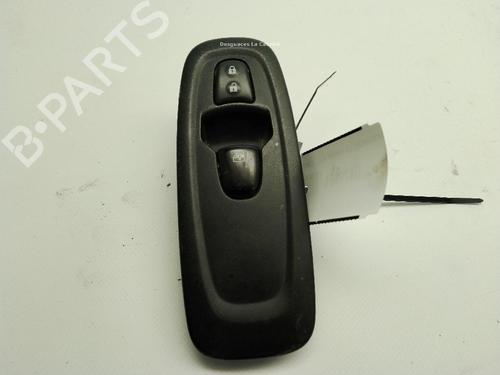 Used Right front window switch RENAULT KADJAR (HA_, HL_) 1.5 dCi 110 (HLA3) (110 hp) 30170849