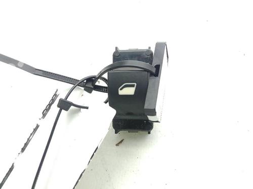 Used Right front window switch Right front window switch CITROËN C4 III (BA_, BB_, BC_) 1.2 PureTech 100 (BAHNEA, BAHNKA) (101 hp) 32041695 32041695