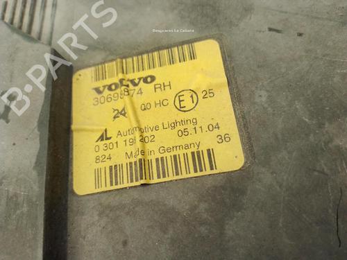Right headlight VOLVO S40 II (544) 2.0 D | BP30146590C29