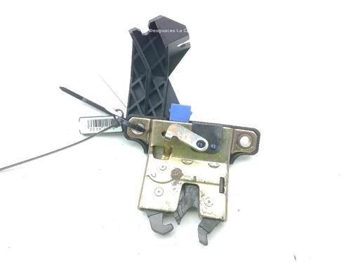 Used Tailgate lock Tailgate lock AUDI A4 B6 (8E2) 1.9 TDI (130 hp) 18360779 18360779