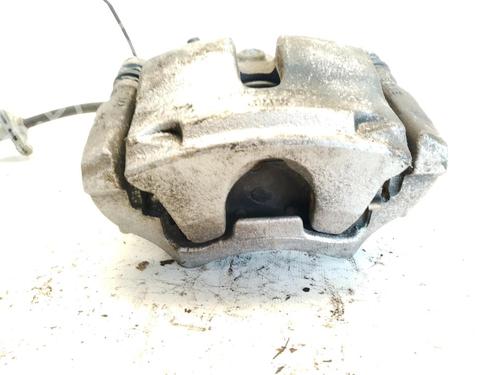Used Right front brake caliper BMW 1 (F40) 118 d (150 hp) 27556059