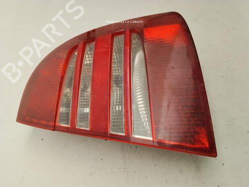 Right taillight SKODA SUPERB I (3U4) 1.9 TDI | BP32467663C35