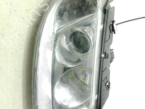 Używane Lampa przednia prawa Lampa przednia prawa VW PASSAT B5.5 Variant (3B6) [2000-2005] 35894929 35894929