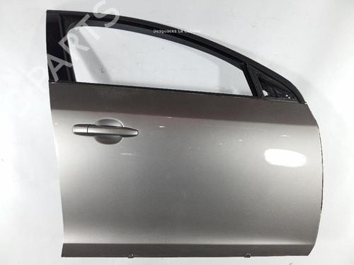 Used Right front door VOLVO V60 I (155) D2 (120 hp) 31990225