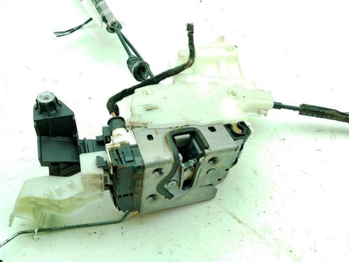 front-left-lock-fiat-500x-334_-2014-24046411 main image