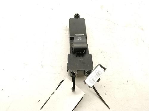 Used Right front window switch Right front window switch 39399477 39399477