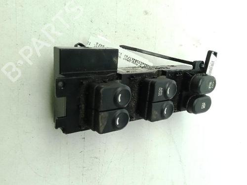 Pulsantiera anteriore sinistra HYUNDAI i30 (FD) 1.6 CRDi (90 hp) 32313453