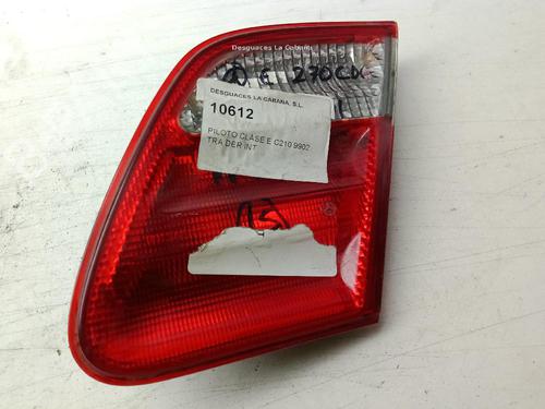 Used Right tailgate light MERCEDES-BENZ E-CLASS (W210) [1995-2003]  30695979