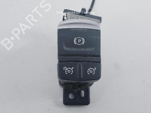 Used Switch RENAULT MEGANE IV Hatchback (B9A/M/N_) 1.3 TCe 140 (B9NB) (140 hp) 24041888