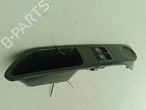 Used Left front window switch Left front window switch IVECO DAILY VI Van 33S16, 35S16, 35C16, 38S16, 40C16, 42S16, 50C16 (156 hp) 36319093 36319093