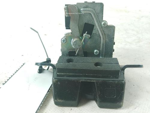 Tailgate lock KIA CARENS IV 1.7 CRDi | BP25753673C101 - Image 4
