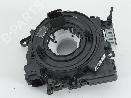 driver-airbag-cupra-formentor-km7-kmp-14-e-hybrid-5q1953549d-2020-18373177 main image