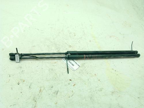 Used Tailgate lift support Tailgate lift support TOYOTA YARIS CROSS (MXP_) 1.5 Hybrid (MXPJ10) (116 hp) 26592702 26592702