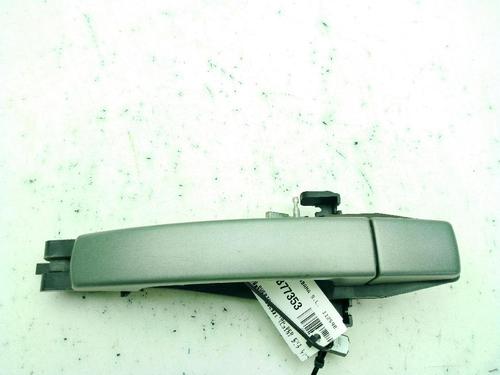 Used Rear right interior door handle Rear right interior door handle LAND ROVER DISCOVERY III (L319) 2.7 TD 4x4 (190 hp) 29765474 29765474