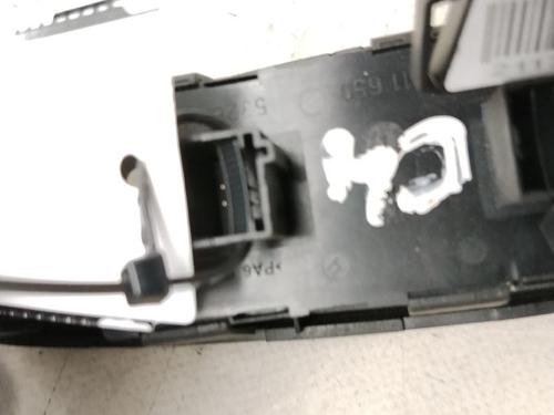 Left front window switch CITROËN C4 Picasso I MPV (UD_) 1.8 i 16V | BP36694867I27 - Image 2