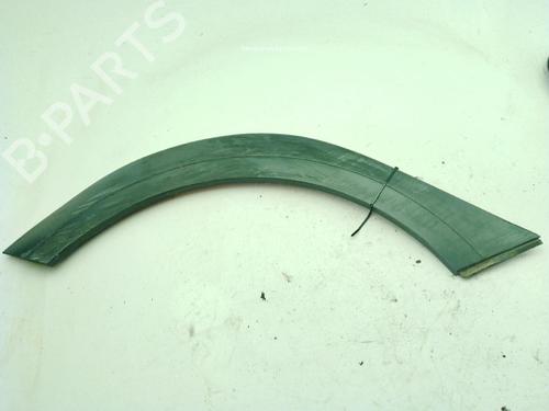 Used Rear right wheel arch trim SEAT LEON ST (5F8) 2.0 TDI (150 hp) 28805074
