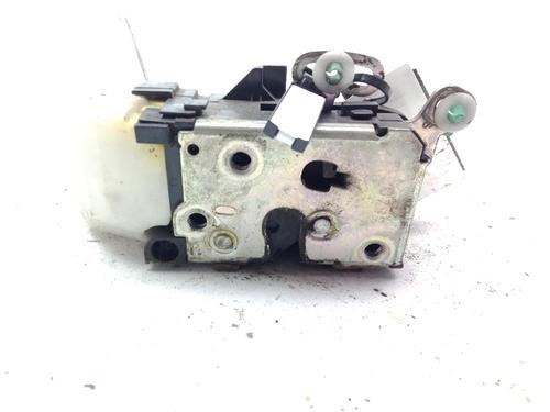 Venstre fortil lås ALFA ROMEO 147 (937_) 1.6 16V T.SPARK ECO (937.AXA1A, 937.BXA1A) (105 hp) 28208889