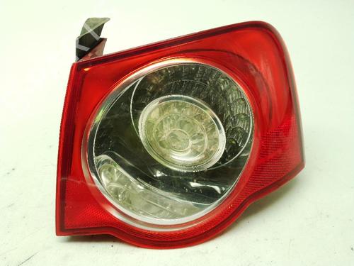 right-taillight-vw-passat-b6-3c2-2005-2006-2007-2008-2009-2010-2011-40442255 main image