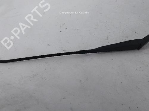 front-windshield-wiper-arm-dacia-duster-hs_-2010-2011-2012-2013-2014-2015-2016-2017-2018-24040743 main image