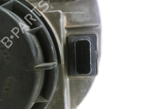 Right headlight MERCEDES-BENZ E-CLASS (W210) E 320 CDI (210.026) | BP24040940C29 