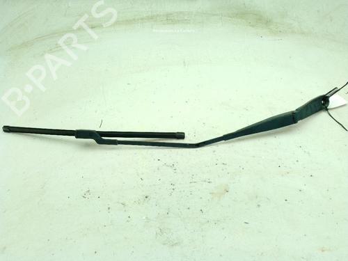 front-windshield-wiper-arm-volvo-xc60-i-suv-156-2008-2009-2010-2011-2012-2013-2014-2015-2016-2017-2018-26652201 main image