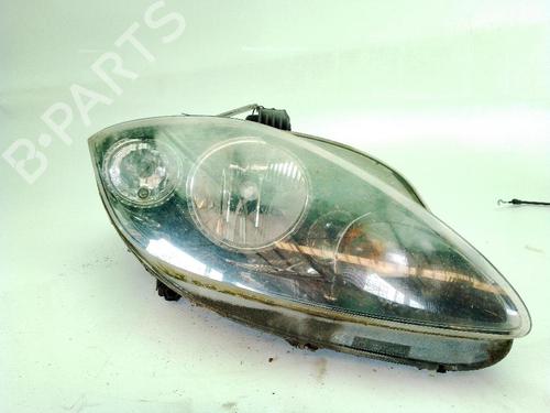 Used Right headlight Right headlight 37434788 37434788