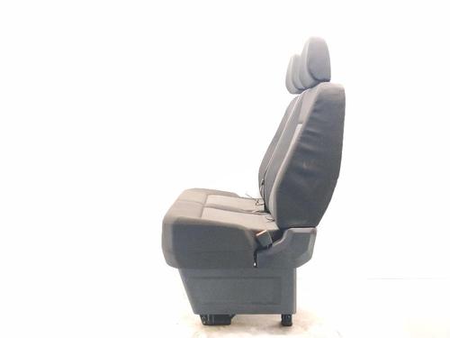 Right front seat VW CRAFTER Van (SY_, SX_) 2.0 TDI FWD (SYB, SYC, SYD) | BP39463554C16 - Image 2