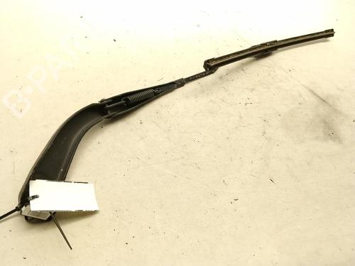 Used Front windshield wiper arm Front windshield wiper arm BMW 1 (F20) 118 d (143 hp) 36496952 36496952
