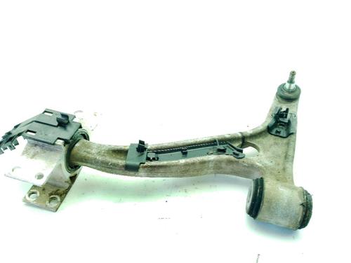 Used Left front suspension arm Left front suspension arm MERCEDES-BENZ GLA-CLASS (X156) GLA 220 CDI 4-matic (156.905) (170 hp) 33036855 33036855