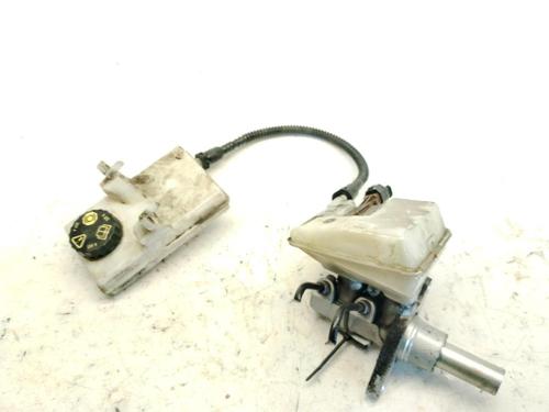 Used Brake master cylinder PEUGEOT 5008 (0U_, 0E_) 1.6 THP 165 (165 hp) 29583099