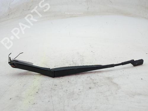 front-windshield-wiper-arm-vw-t-roc-a11-d11-2017-25734527 main image
