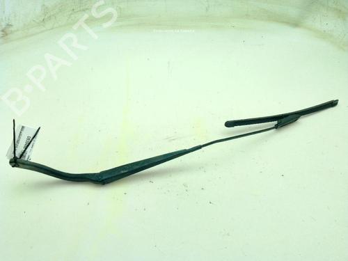 front-windshield-wiper-arm-smart-fortwo-coupe-453-2014-24004040 main image