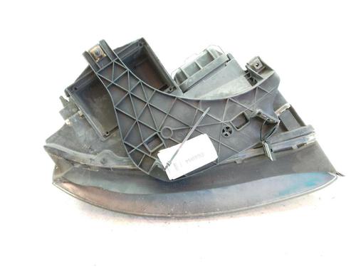Left headlight AUDI A4 B6 (8E2) 2.5 TDI | BP25781613C28 - Image 3