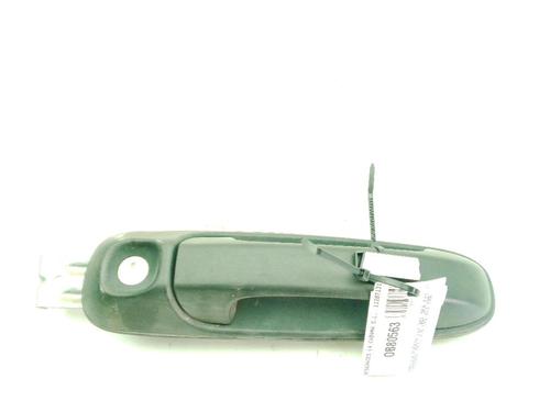 front-right-exterior-door-handle-jeep-cherokee-kj-2001-2002-2003-2004-2005-2006-2007-2008-32041481 main image