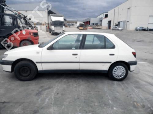 Headlight switch PEUGEOT 306 Hatchback (7A, 7C, N3, N5) 1.6 | BP18376484I24 