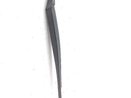 Used Front windshield wiper arm KIA SPORTAGE III (SL) 1.7 CRDi (116 hp) 24044518