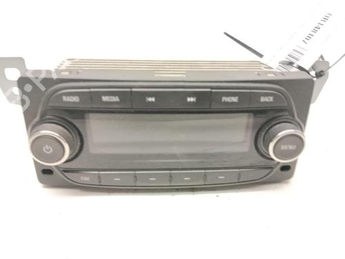 Used Radio Radio OPEL KARL (C16) 1.0 (75 hp) 39667250 39667250