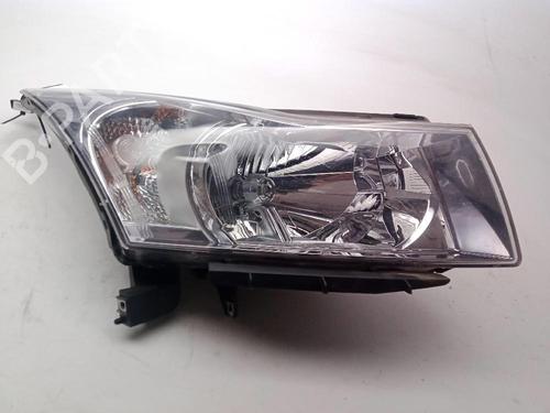Used Right headlight CHEVROLET CRUZE Hatchback (J305) 2.0 CDI (163 hp) 27450834