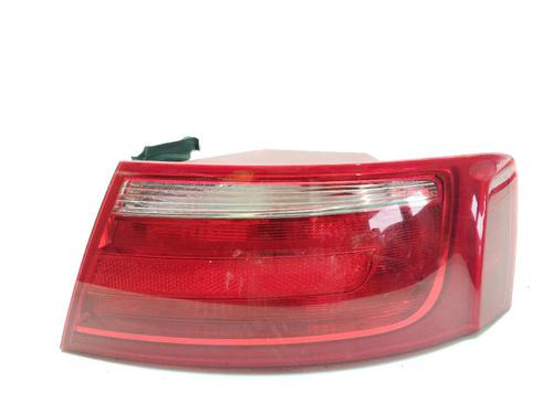 Feu arrière droit AUDI A5 (8T3) 1.8 TFSI (170 hp) 31915136