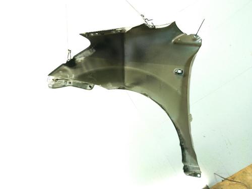 Right front fenders TOYOTA COROLLA Verso (ZER_, ZZE12_, R1_) 2.2 D-4D (AUR10_, AUR10R) | BP24628798C42 