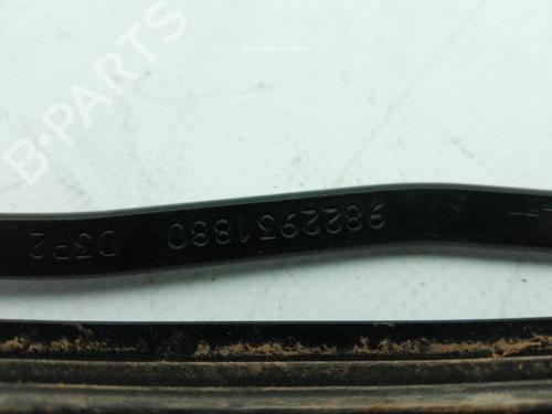 Front windshield wiper arm PEUGEOT 208 II (UB_, UP_, UW_, UJ_) 1.2 PureTech 100 | BP24047819C143 