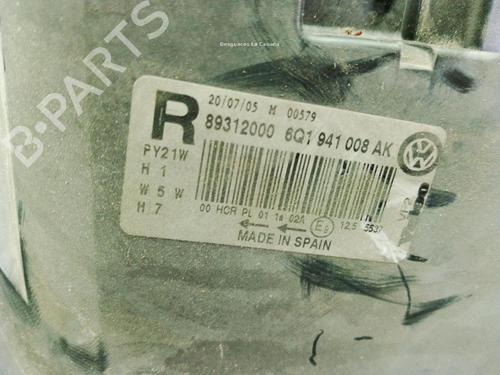 Right headlight VW POLO IV (9N_, 9A_) 1.4 TDI | BP31848647C29 