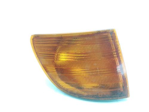 Blinklys fortil højre MERCEDES-BENZ VITO Bus (W638) 110 TD 2.3 (638.174) (98 hp) 31694962