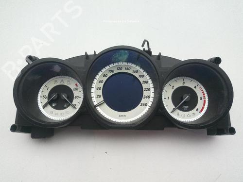 Used Instrument cluster MERCEDES-BENZ CLS Shooting Brake (X218) CLS 350 CDI / d 4-matic (218.993) (265 hp) 18365147