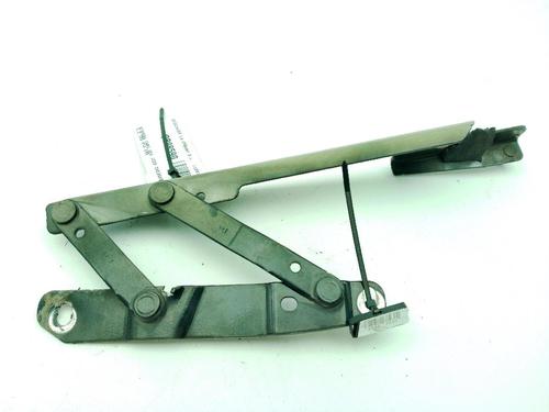 hingedoor-check-strap-jeep-cherokee-kj-2001-2002-2003-2004-2005-2006-2007-2008-32104069 main image