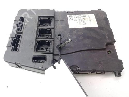Used Fuse box Fuse box RENAULT MEGANE II (BM0/1_, CM0/1_) 1.9 dCi (BM0G, CM0G) (120 hp) 33037032 33037032