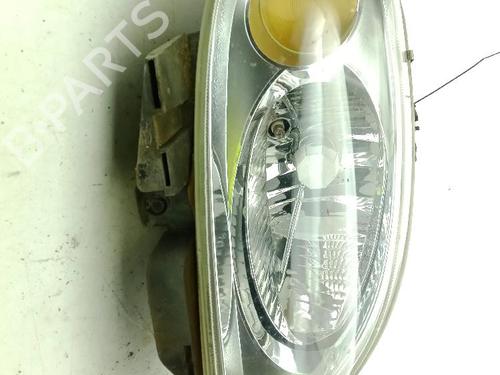 Used Right headlight Right headlight CITROËN SAXO (S0, S1) 1.5 D (58 hp) 32490784 32490784