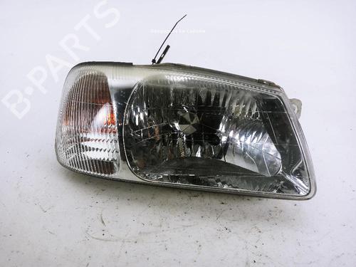 Used Right headlight HYUNDAI ACCENT II (LC) 1.5 CRDi (82 hp) 24156180