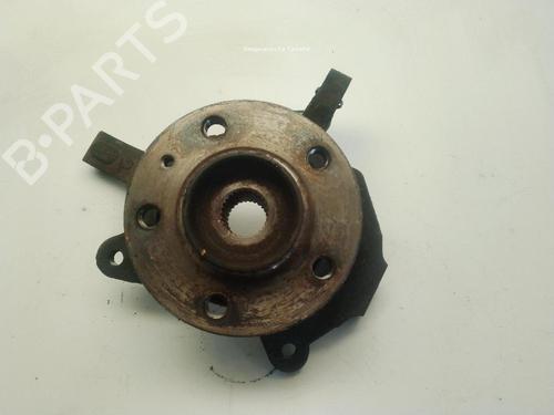 Used Left front steering knuckle NISSAN PRIMASTAR Bus (X83) dCi 120 (114 hp) 29860895
