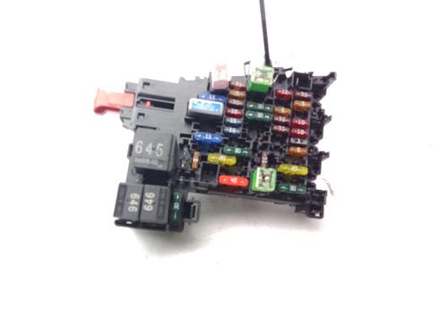 Used Fuse box AUDI A3 Sportback (8VA, 8VF) 2.0 TDI quattro (184 hp) 31081204
